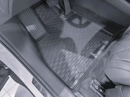 BYD Sealion 7 2024-től méretpontos gumiszőnyeg