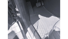 Tesla Model Y 2025-től méretpontos gumiszőnyeg